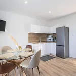 2 Bedroom Amazing In Dramalj